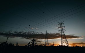 Falta de capacidade das redes elétricas atrasa transição energética