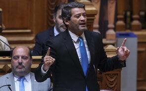 Ventura diz que Governo 'chega mal' ao debate depois de veto de Marcelo à privatização da TAP