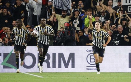 Administração da Juventus aprova aumento de capital de 200 milhões e 'reverse stock split'