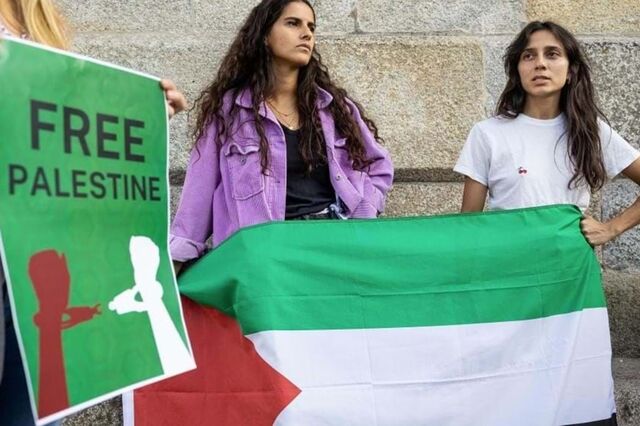 Israel: Manifestação pela libertação da Palestina junta uma centena no Porto 