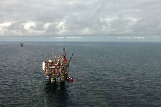 Preço do petróleo Brent subiu 11% em setembro mas é ainda inferior ao de 2022