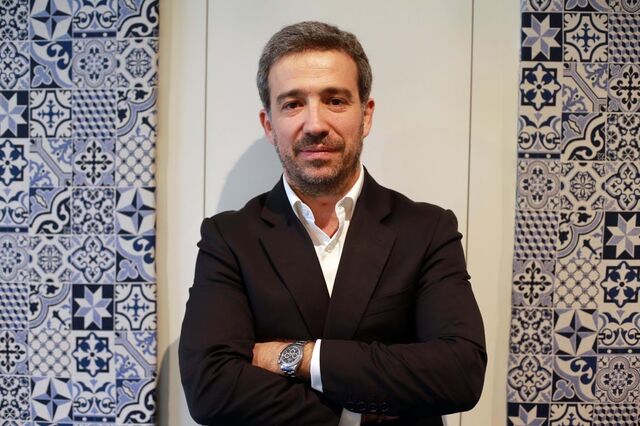 António Costa “tem um salário manifestamente baixo”, diz Luís Menezes