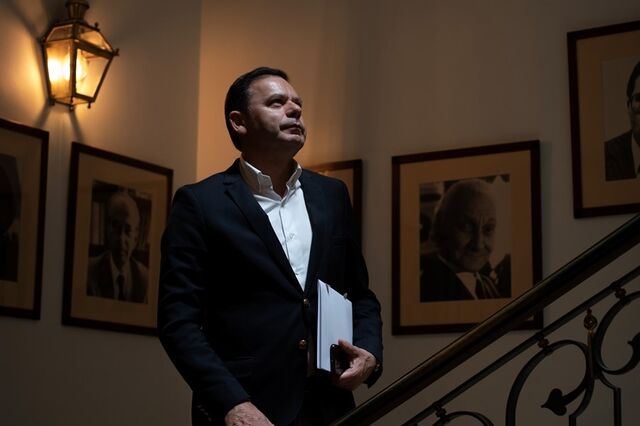 PSD passa PS, mas ninguém descola