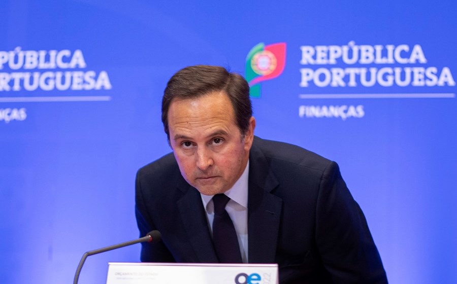 O ministro das Finanças manifestou-se preocupado com eventuais choques externos, nomeadamente de Itália e França.