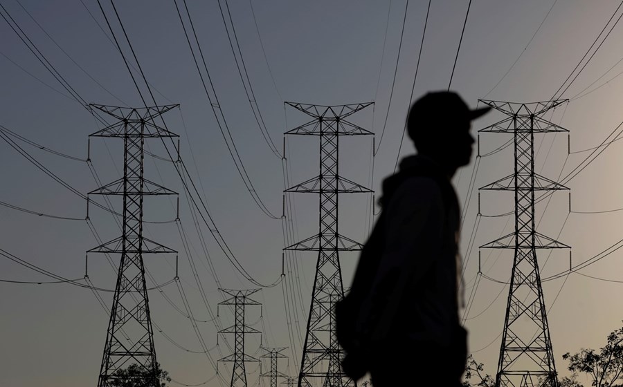 Para a presidência espanhola da UE, a reforma do mercado elétrico dará “mais proteção em caso de futuras crises energéticas”.