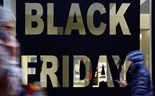 Maioria dos portugueses planeia gastar em média 311 euros na Black Friday