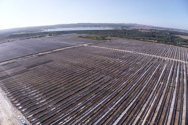 Alemã RWE estreia o primeiro parque solar de larga escala em Portugal