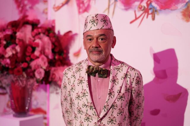 Louboutin: a cor vermelha como negócio nasceu em 1991