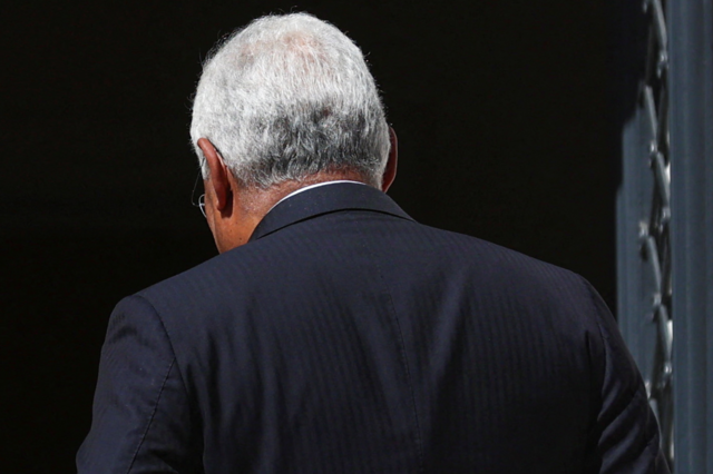 António Costa demite-se e garante que não se recandidata