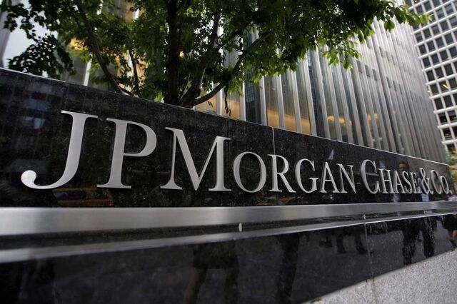Receitas da banca de investimento caem 16%