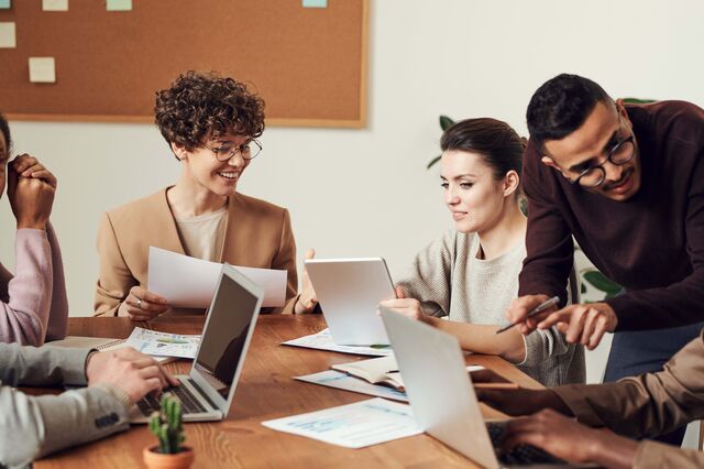 Executivas portuguesas preveem igualdade de género nos “boards” em 10 anos 