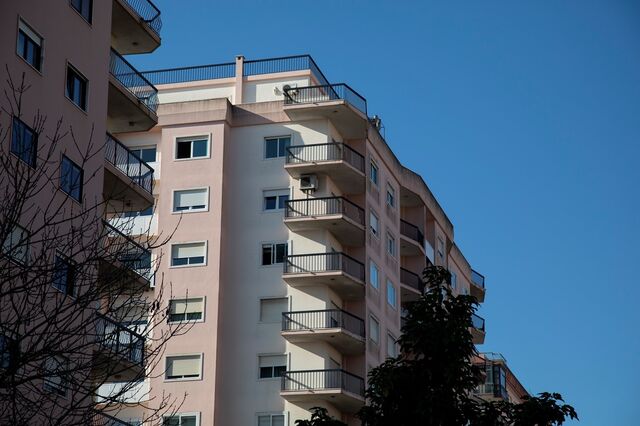 10 mil pedidos para congelar a prestação nos quatro maiores bancos