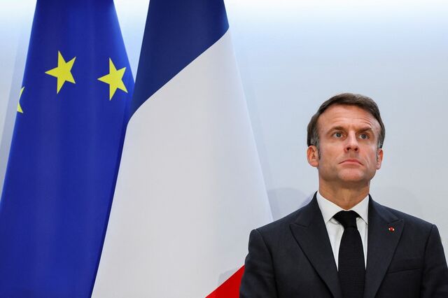 Novo governo francês obrigado  a controlar as contas públicas 