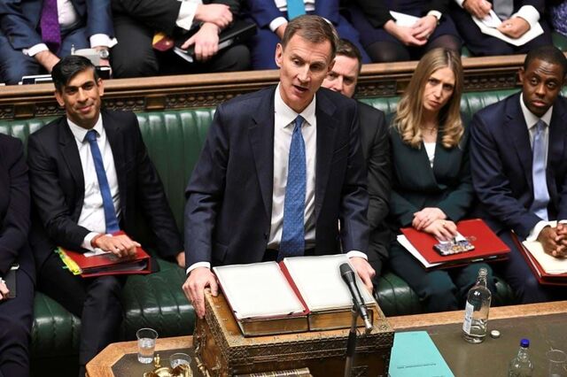 Economia britânica afinal deverá crescer este ano