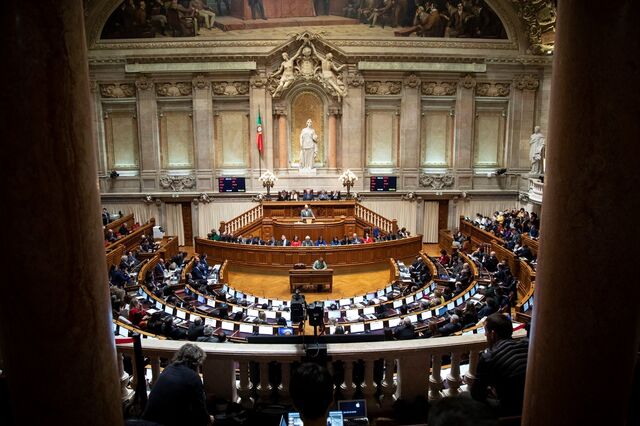 Parlamento chumba medida do Governo para a dupla tributação dos lucros