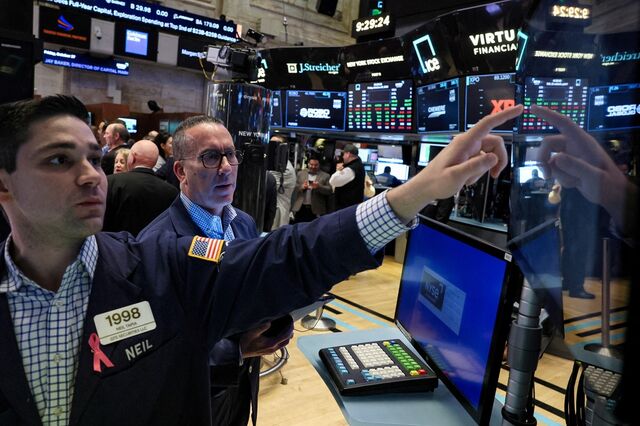 Wall Street põe travão no 'rally' e atenções voltam-se para a Nvidia