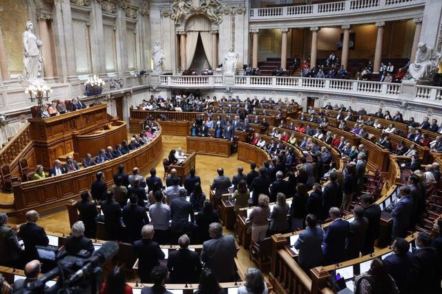 Último OE da era Costa passa em clima de campanha
