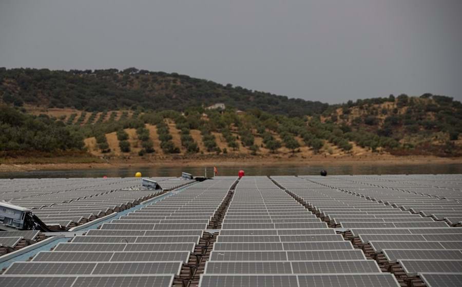 O projeto solar flutuante da EDP no Alqueva foi distinguido pela UE na categoria de Inovação dos Prémios de Energia Sustentável 2023.