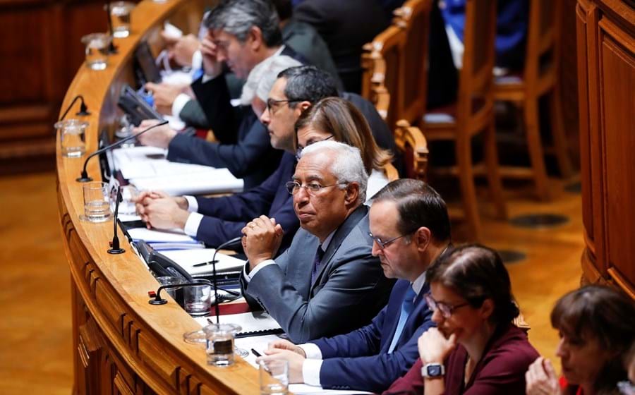 A votação final global do último Orçamento de António Costa está marcada para quarta-feira, dia 29.