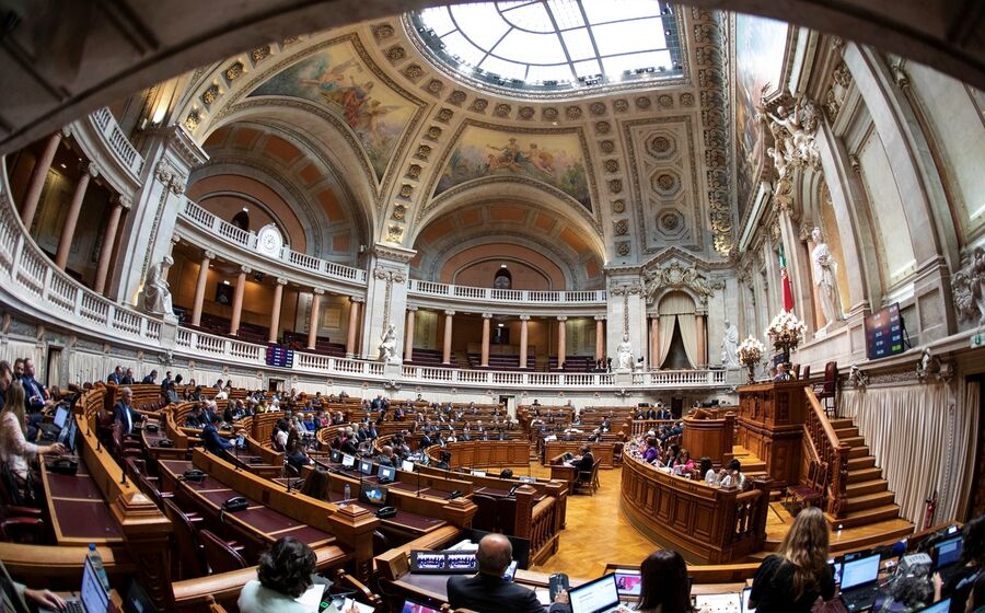 assembleia da república AR parlamento