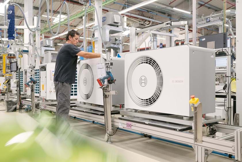 Novo investimento da Bosch na fábrica de Aveiro destina-se ao aumento da produção de bombas de calor.