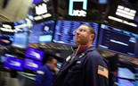 Wall Street ganha com contas trimestrais a centrar atenções