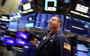 Wall Street faz pausa no “rally”. Nasdaq e S&P500 no vermelho