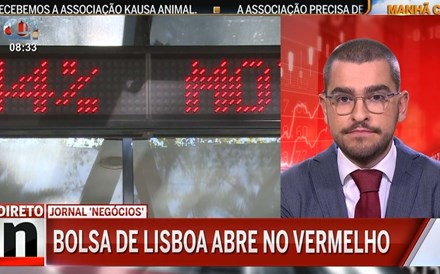 Lisboa pinta-se de vermelho com BCP a pressionar