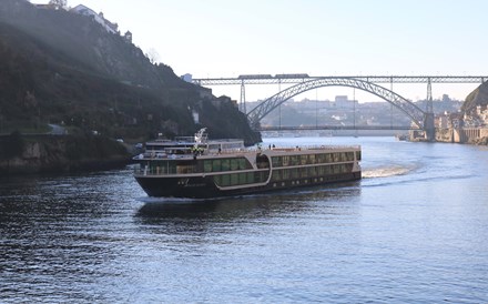 Martifer descarrega suíço Avalon Alegria no Douro 