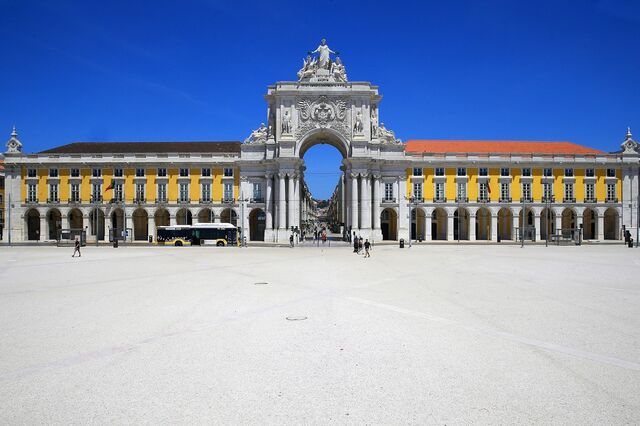 Portugal está a pagar menos juros do que há um ano