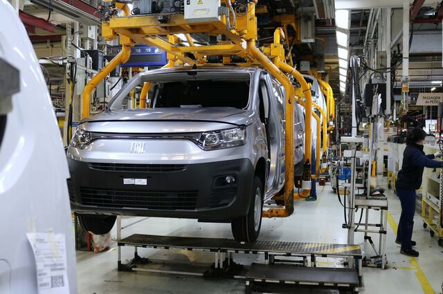 Portugal duplica produção de carros elétricos à boleia da Stellantis