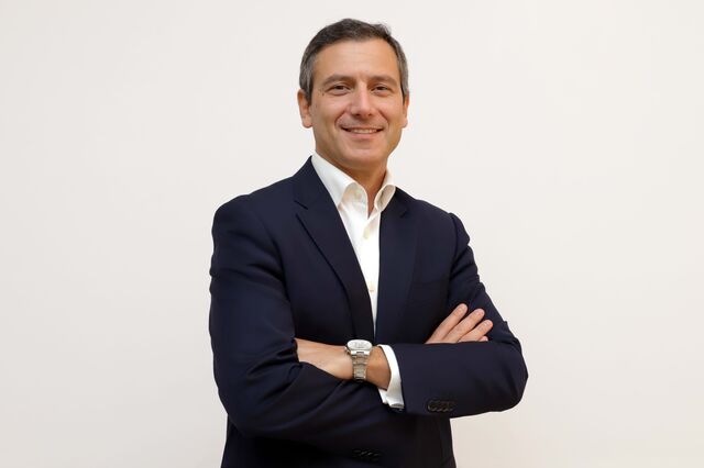 João Pinto sucede a Soucasaux na liderança da Católica Porto Business School 