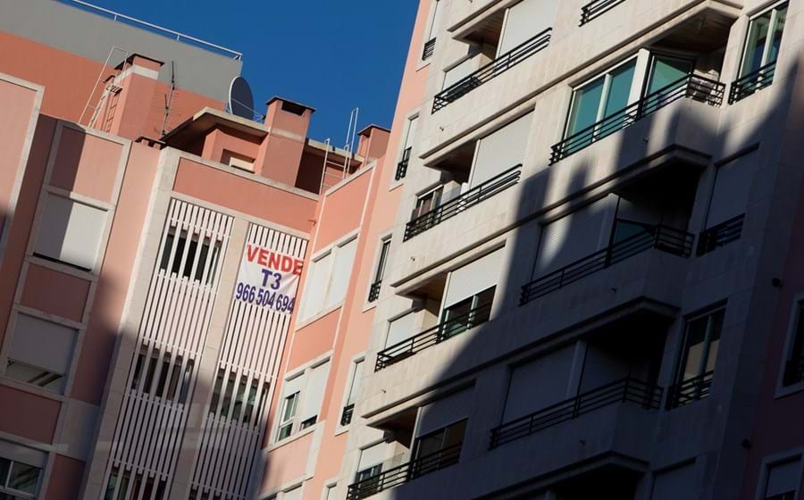 A venda entre particulares permite a poupança de comissões imobiliárias.