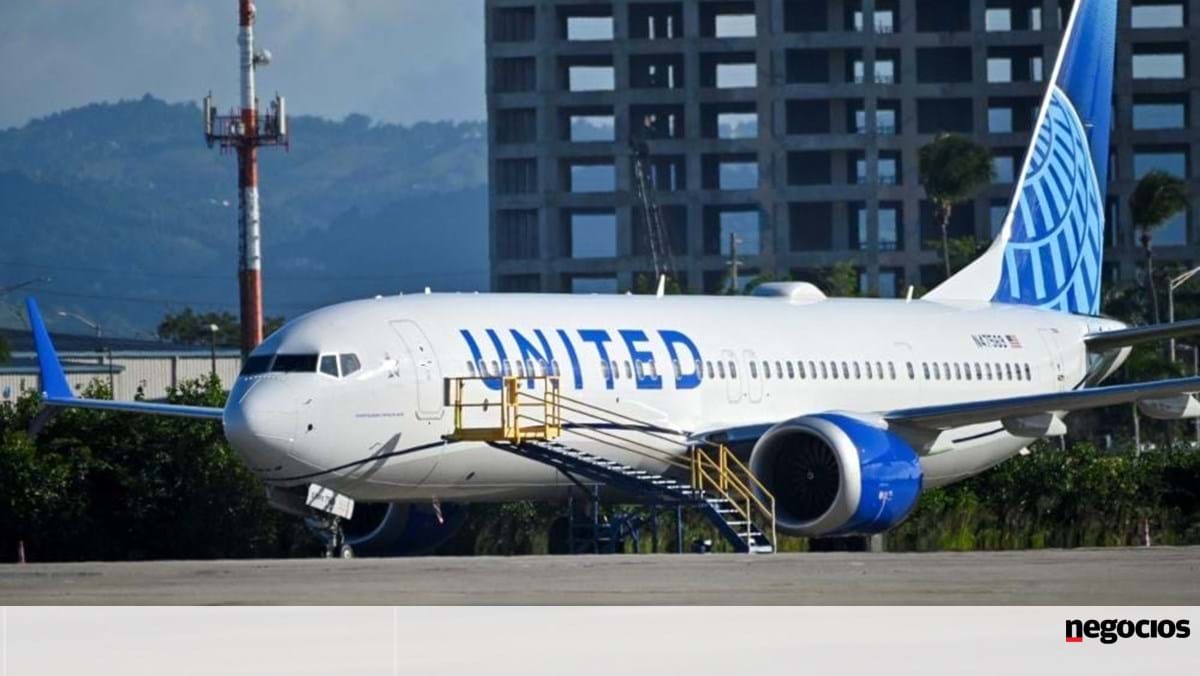 United Airlines encontrou parafusos soltos durante verificações nos Boeing 737 MAX
