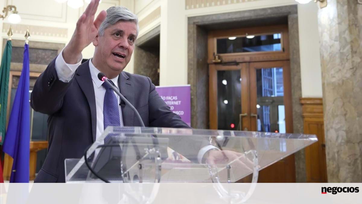 Centeno: "Demora 45 anos a renovar o mercado de trabalho" e o país não pode "parar a meio"