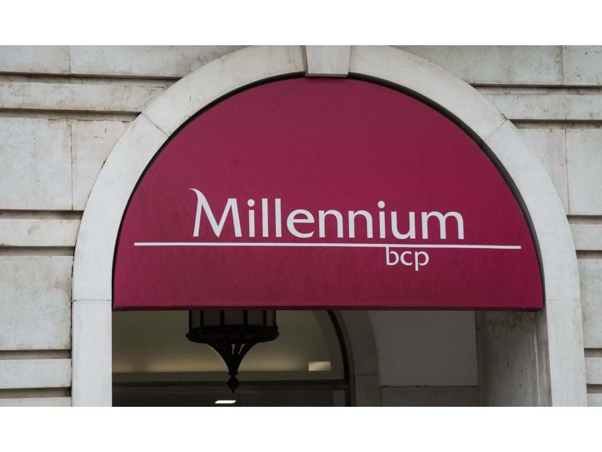 Millennium bcp ajusta entrada de clientes nas agências —