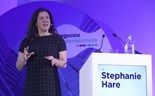 Stephanie Hare: “Na inteligência artificial, não há decisões neutras”