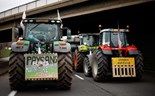 Agricultores franceses a caminho de Paris. Ameaçam bloquear capital