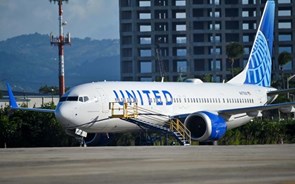 United Airlines adia para 2025 arranque da ligação entre Faro e Nova Iorque