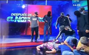 DOC.20240109.42117211.Homens+armados+invadem+televisao+no+Equador.mp4