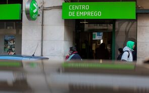 Desemprego registado abaixo dos 300 mil pela primeira vez desde o verão de 2023