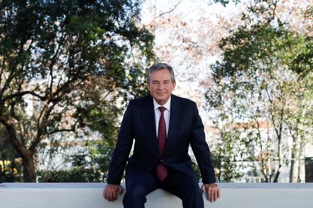 Peter Villax: “Há grande falta de políticas económicas”