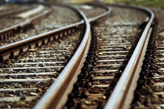 IP vai estudar túnel Algés-Trafaria e mais linhas de alta velocidade até Espanha
