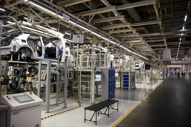 Construtores automóveis europeus pedem 'medidas de ajuda urgentes' a Bruxelas