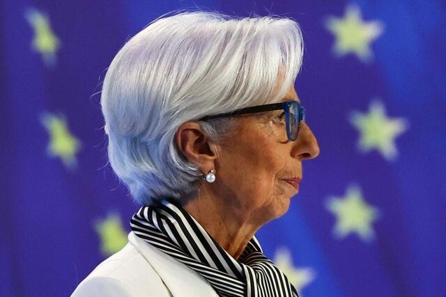 Lagarde diz que abrandamento de salários do euro é 'encorajador', mas ainda não chega