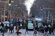 Barcelona ocupada por mais de dois mil tratores que percorreram as principais zonas da cidade. Os agricultores falaram com o Presidente da Generalidade, Pere Aragonès, apresentando uma longa lista de exigências.