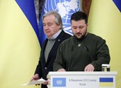 



O Presidente ucraniano, Volodymyr Zelensky, e o secretário-geral da ONU, António Guterres, numa conferência de imprensa conjunta em Kiev, em março de 2023.