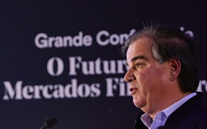 Banco de Portugal admite negociação com o Estado para fixar política de dividendos