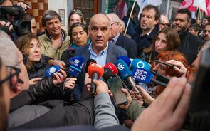 CDU exige redução do valor do passe para 20 euros e aponta à gratuitidade