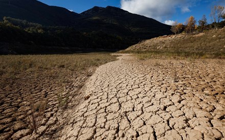 Banca portuguesa tem “exposição significativa” a empresas vulneráveis aos riscos climáticos